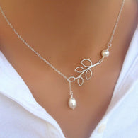 Elegant Classical Silver Plated Romantic Pearl Leaves Short Necklace:FJD,